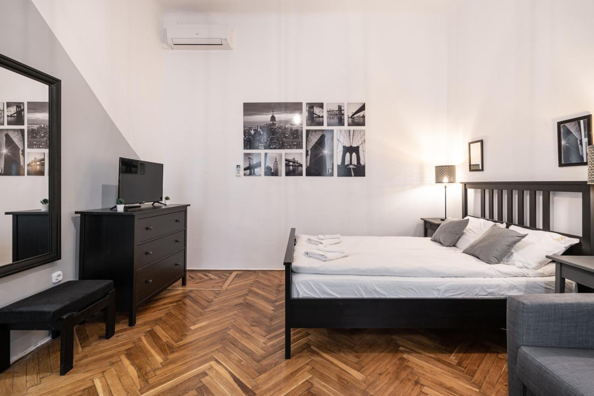B8 - Grand Boulevard Cozy Apartment - Best Location By Bqa ブダペスト 部屋 写真